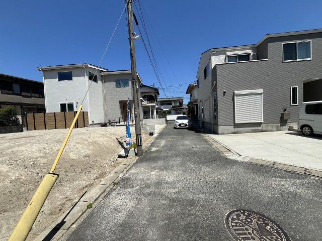 【その他】 | 福岡市早良区野芥8丁目4期　1号棟（全1棟）【仲介手数料無料・0円】 | 現地写真。前面道路です。