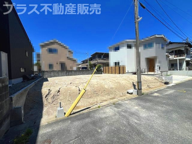 【外観】 | 福岡市早良区野芥8丁目4期　1号棟（全1棟）【仲介手数料無料・0円】 | 現地写真。プラス不動産販売なら、現場の全ての棟をまとめてご見学頂けます。