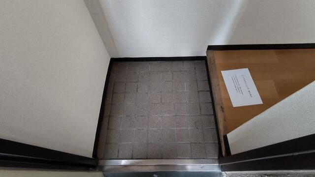 宝マンション常盤台の玄関