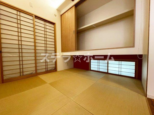 庄内幸町2 中古戸建の和室|和室、ちょっとしたくつろぎスペースにいかがでしょうか