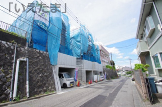 【前面道路含む現地写真】 | 【仲介手数料無料！！】川崎市麻生区高石6丁目　新築戸建て（全4棟）1号棟　5380万円