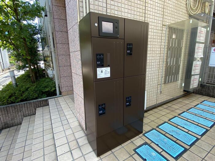 メゾン テラのエントランス
