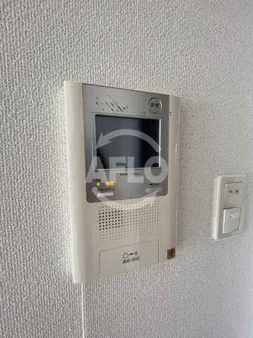 コスモ梅田WESTのセキュリティ|コスモ梅田WEST　モニター付きインターホン