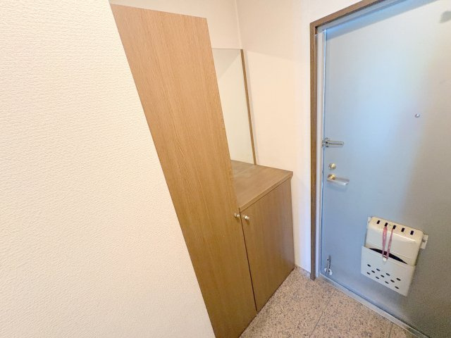 シティホームズ生駒台の玄関