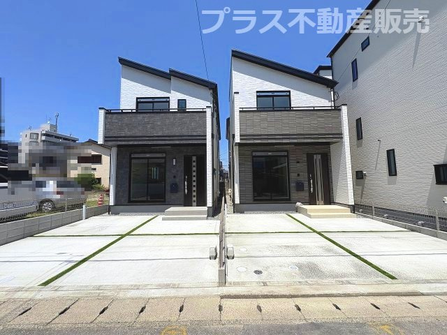 【外観】 | 春日市春日原東町4丁目　B号棟（全4棟）【仲介手数料無料・0円】 | 現地写真。プラス不動産販売なら、現場の全ての棟をまとめてご見学頂けます。