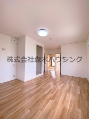 【居間・リビング】 | 　メゾン深野 | ゆったりとした居間です