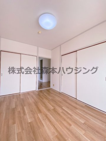 【洋室】 | 　メゾン深野 | ゆったりした洋室です