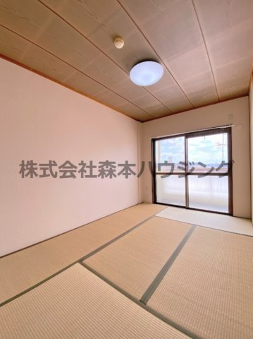 【和室】 | 　メゾン深野 | 明るい和室です