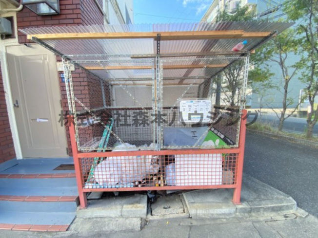 【その他共用部分】 | 　メゾン深野 | 専用ごみ置き場です