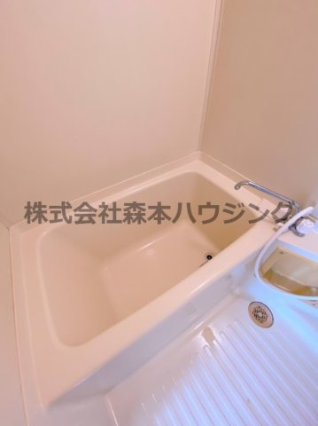 【浴室】 | 　メゾン深野 | 落ち着いた空間のお風呂です