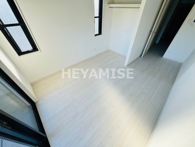 modern palazzo矢上vialeの居間・リビング|※同物件反転タイプの写真でございます※現況を優先します※