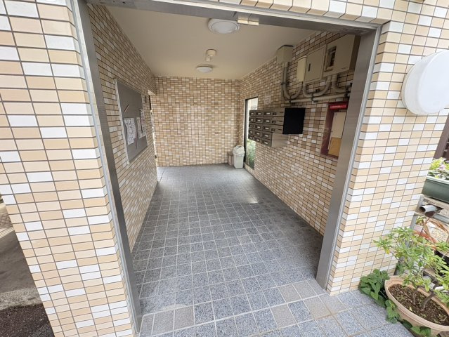 ビラシティ鈴木Ⅰのエントランス