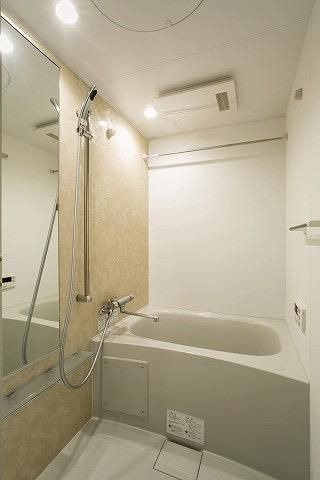 エンクレストベイサイド通りの浴室