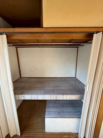 東五百住町戸建の収納
