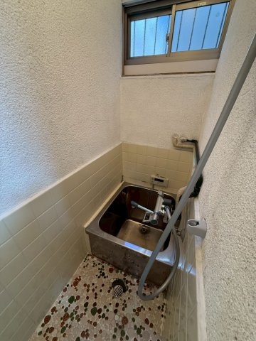 東五百住町戸建の浴室