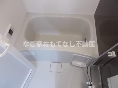 【浴室】 | SQUARE志賀本通 | 追い焚きあります。同タイプ