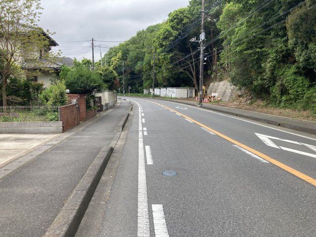 我孫子市湖北台2丁目　売土地の前面道路含む現地写真