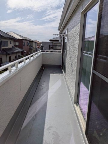 我孫子市湖北台１０丁目　中古戸建てのバルコニー