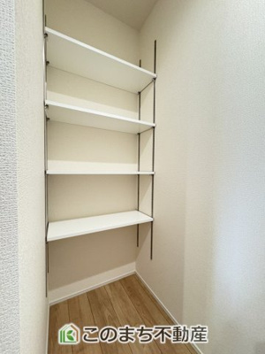 【収納】 | Livele Garden.S　加須市三俣1丁目　 | 食器や食材の収納に便利なパントリーがございます☆