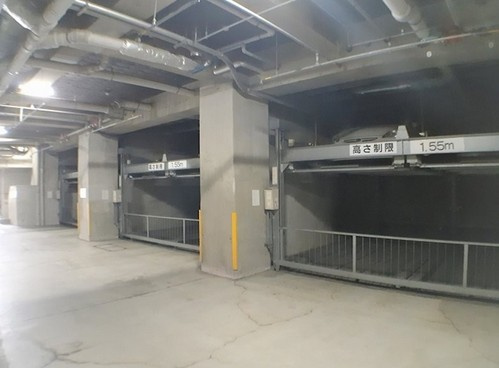 【駐車場】