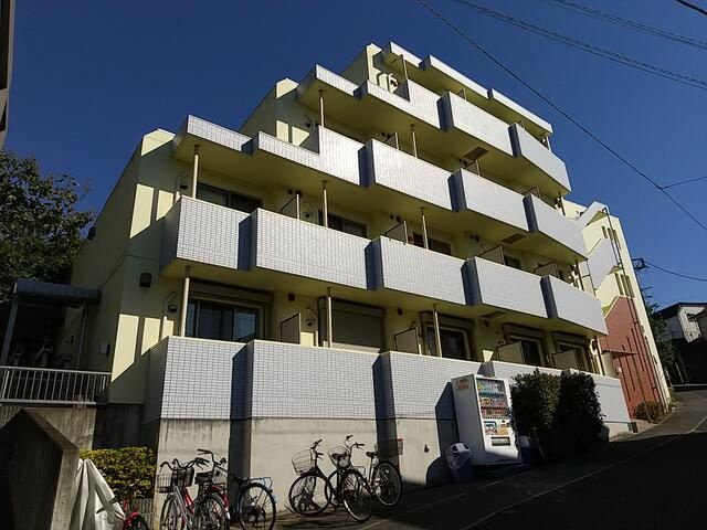 ヒルズロコの外観