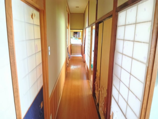 売中古戸建　富士市比奈の内装|ワンフロアなので家事動線がスムーズです。