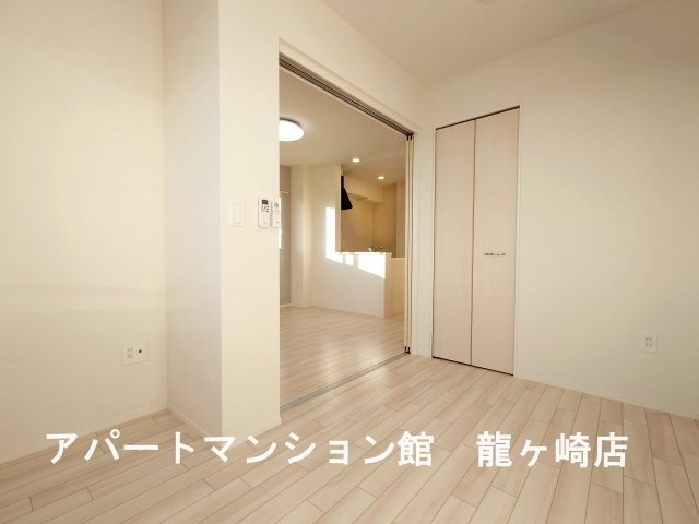 グランスタ　エイアールの寝室
