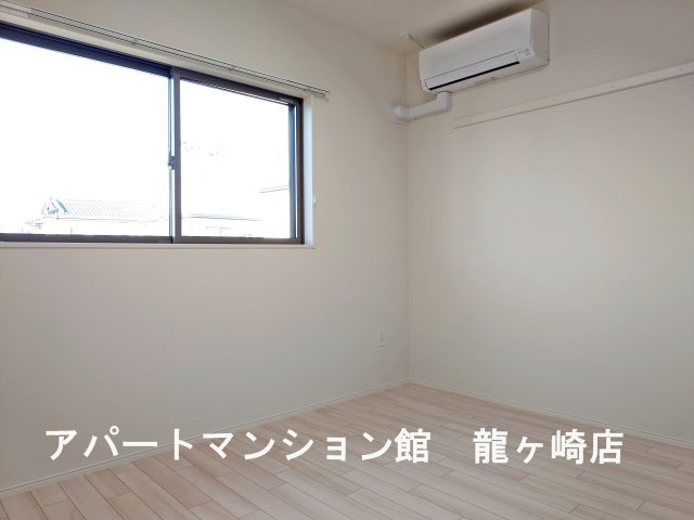 グランスタ　エイアールの寝室