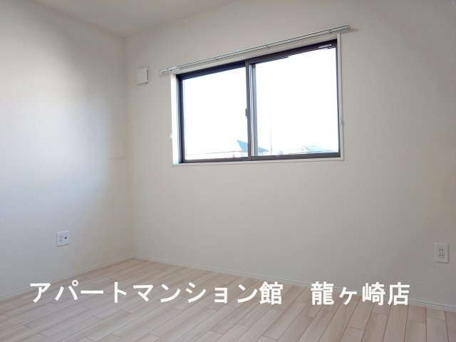 グランスタ　エイアールの寝室