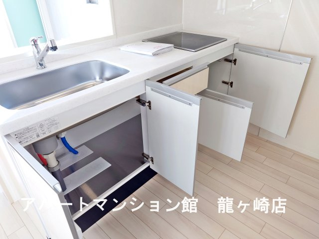グランスタ　エイアールの収納