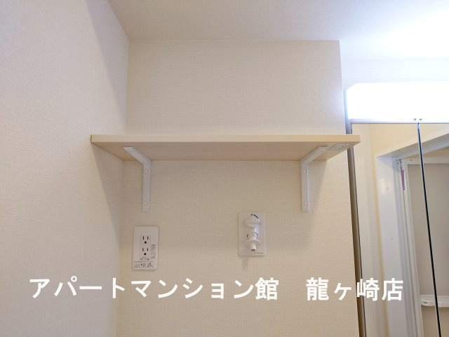 グランスタ　エイアールの収納