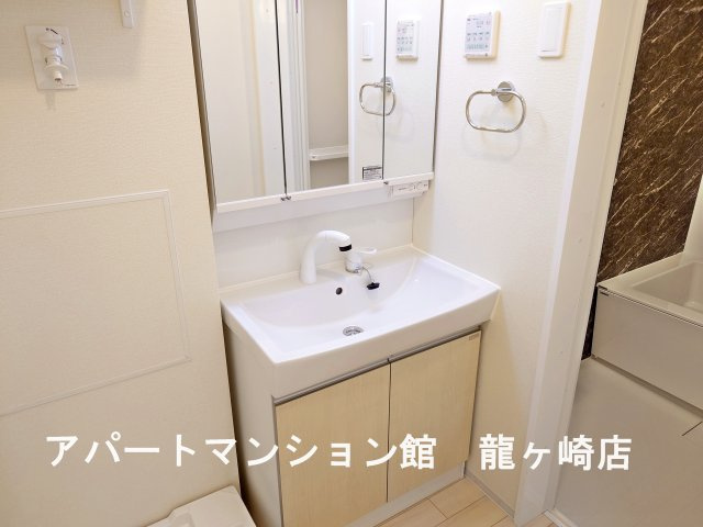 グランスタ　エイアールの独立洗面台