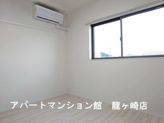 グランスタ　エイアールの寝室