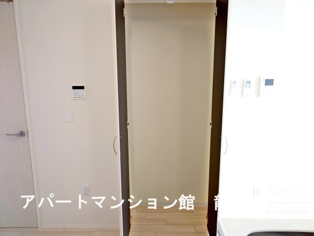 グランスタ　エイアールの収納