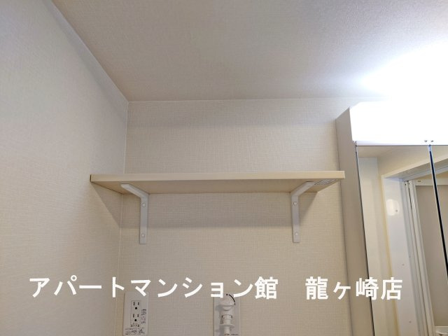 グランスタ　エイアールの収納