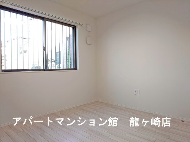 グランスタ　エイアールの寝室