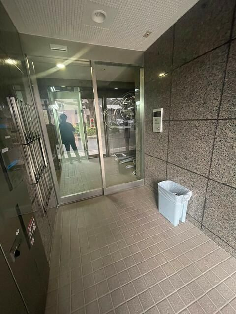 中村北堀江ビルのエントランス