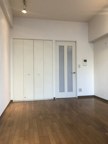 川崎市多摩区西生田３丁目の賃貸マンションの寝室
