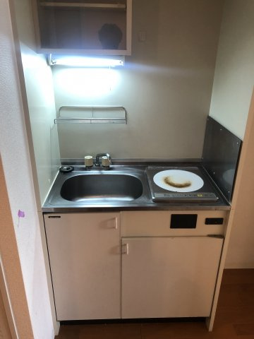 川崎市多摩区西生田３丁目の賃貸マンションのキッチン