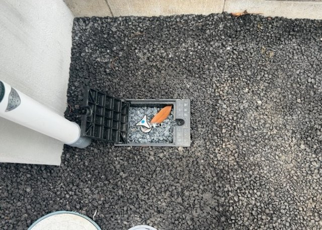 【設備】 | 屋外での水遣りや洗車、掃除等に役立つ立水栓などの屋外設備が備わっています。庭や駐車場での作業がスムーズに行え、戸建てならではの快適な屋外生活をサポートします。詳細は現地にてご確認いただけます。