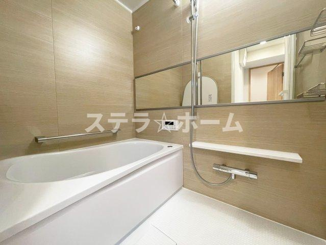 公社山田西第2次団地A8棟の浴室|きれいなお風呂です