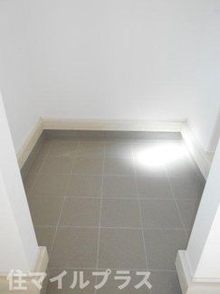 【玄関】 | 郡山市安積町長久保3丁目新築一戸建て4棟 | きれいな玄関です