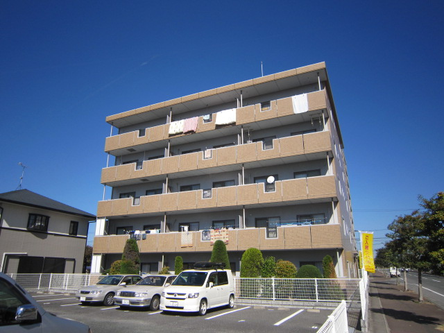 エトワール大善寺Ⅱの駐車場|駐車スペースもあります☆