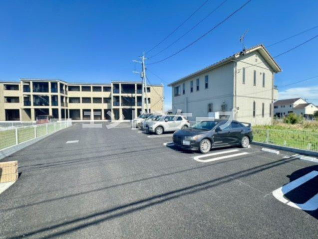 クラール　今泉の駐車場|高崎、前橋のお部屋探しはエンドスケープまで！お客様の理想お聞かせ下さい♪