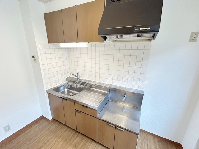 藤沢市亀井野１丁目の賃貸マンションのキッチン