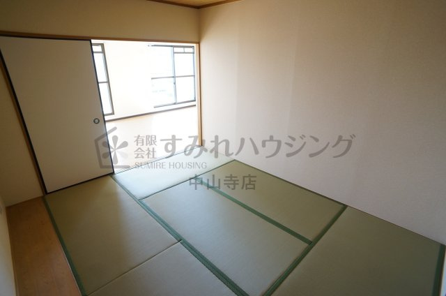 マンショングレースの和室|参考、同建物・同間取りの号室