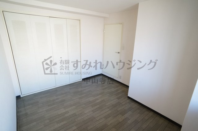 マンショングレースの洋室|参考、同建物・同間取りの号室