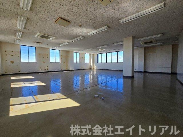 岡田ビルの内装