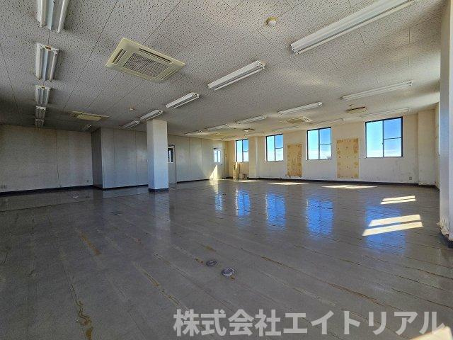 岡田ビルの内装