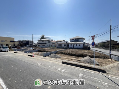 【前面道路含む現地写真】 | Livele Garden.S　加須市三俣1丁目　4号棟 | 前面道路